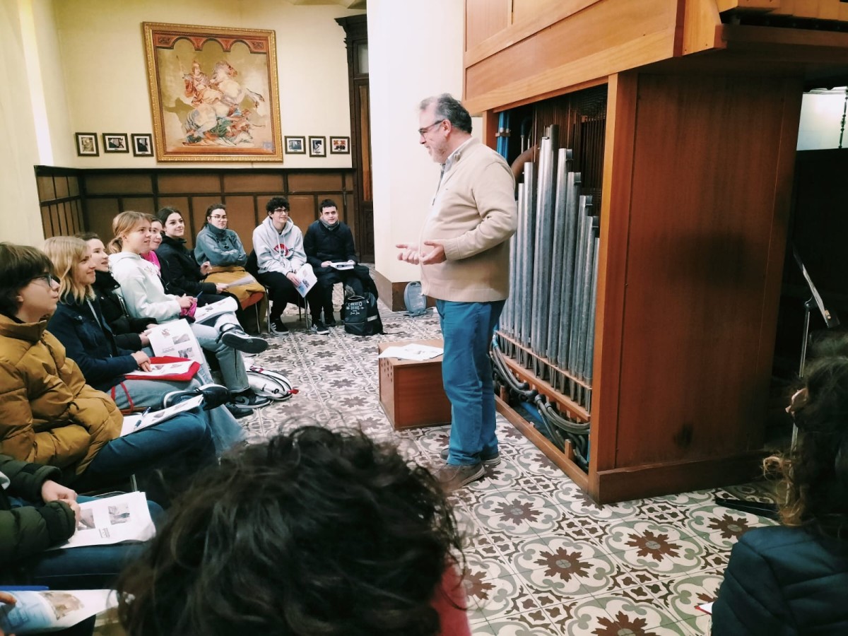 Associació de Sant Jordi